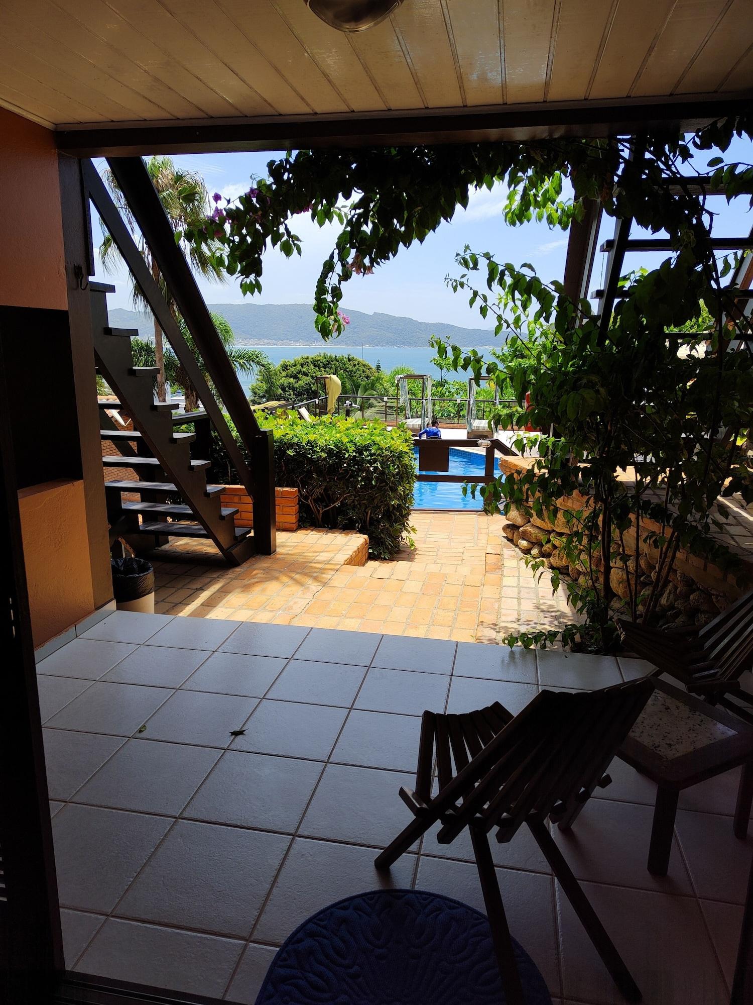 Palmeiras Inn Bombinhas