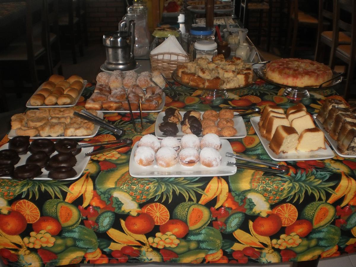 Palmeiras Inn Bombinhas